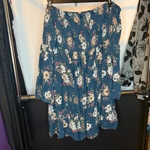 Torrid size 3 Blue Floral Pattern with Bell Sleeves Midi Dress